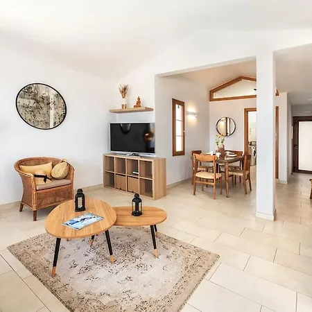 Διαμέρισμα Lovely With Sea And Mountain Views Tías